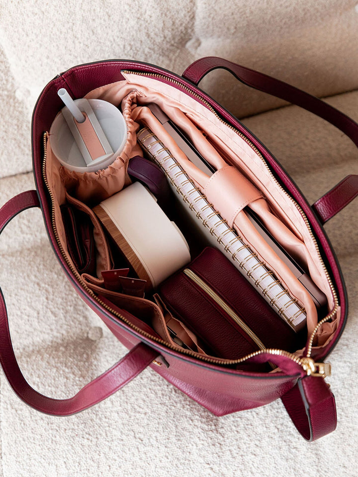 GO-GETTER TOTE berry