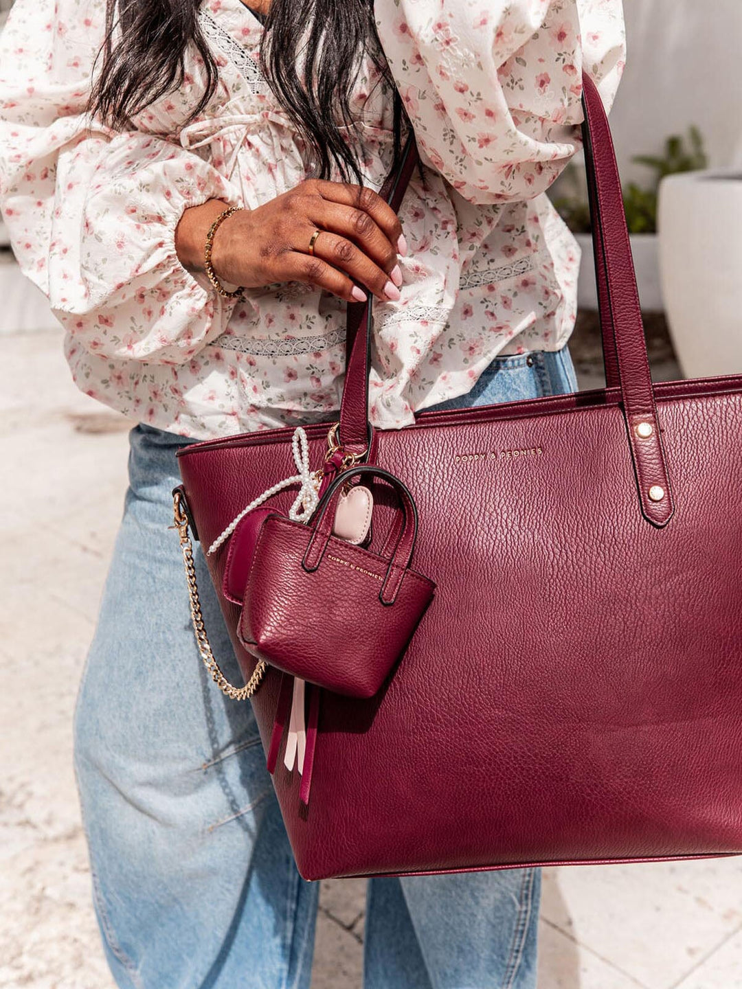 GO-GETTER TOTE berry