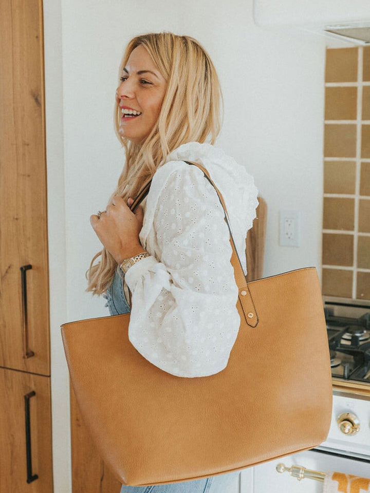 GO-GETTER TOTE camel