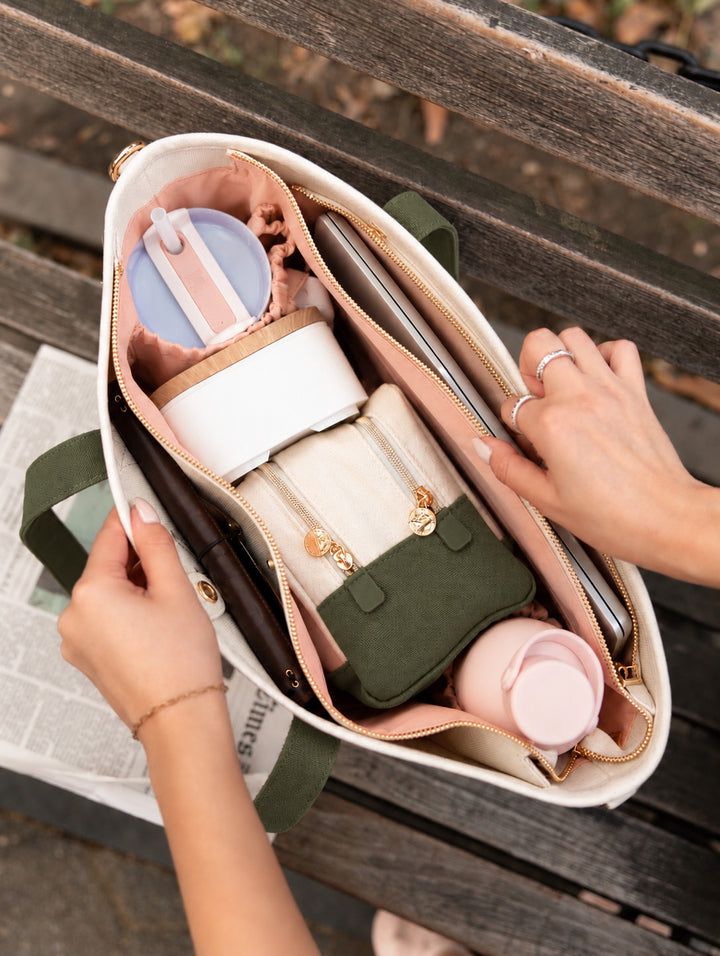 The Signature Tote Olive