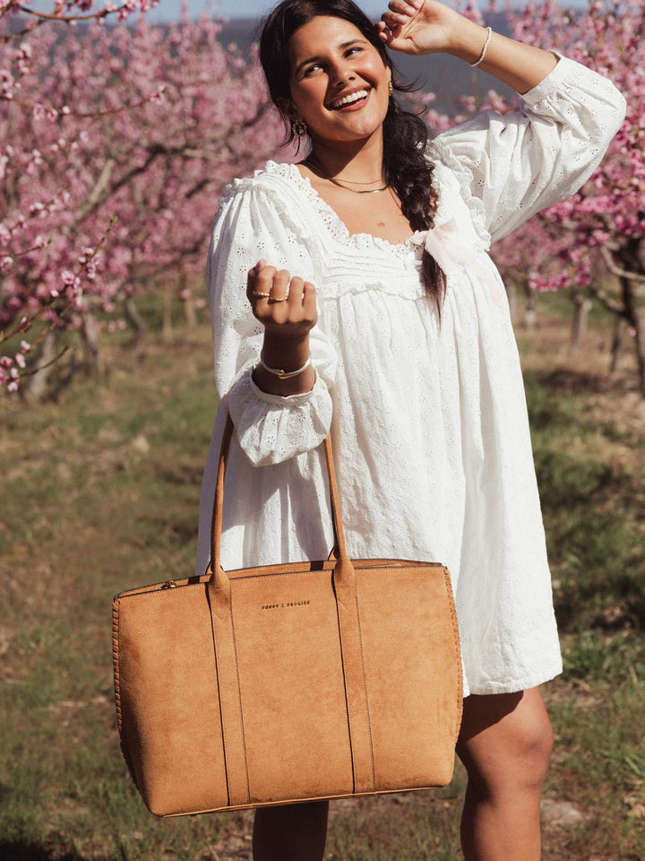 The Meadow Tote Cognac Suede