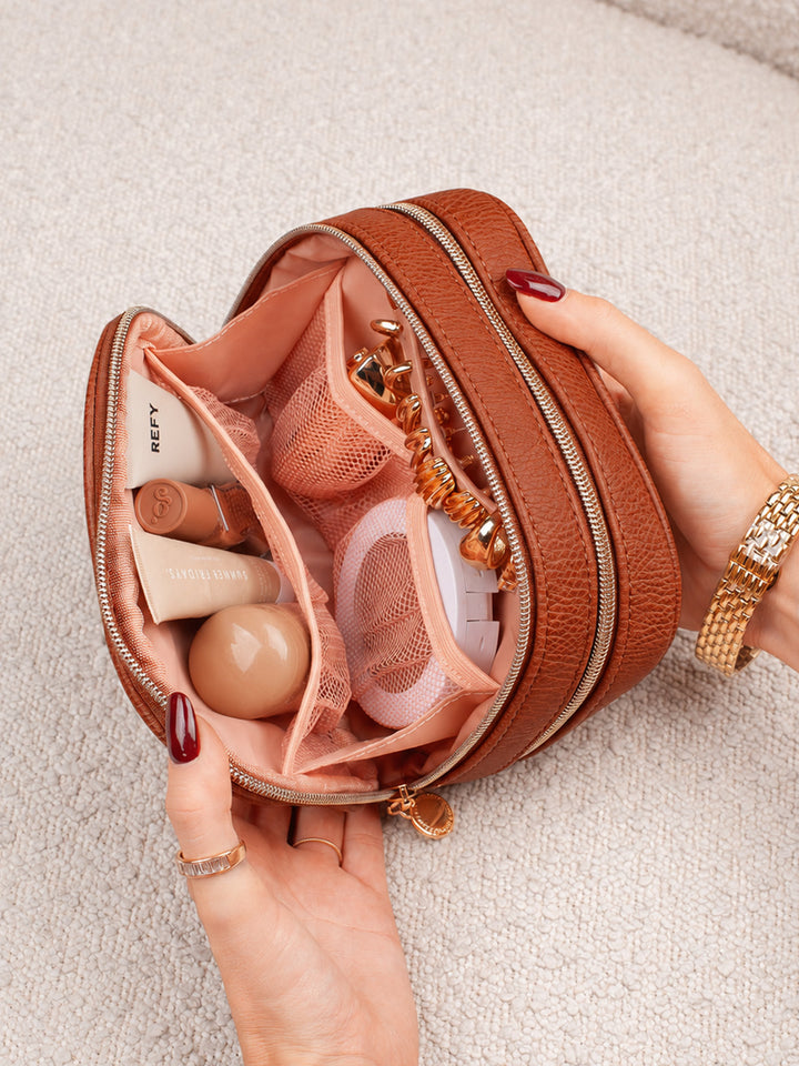Pretty Connected Case Chestnut