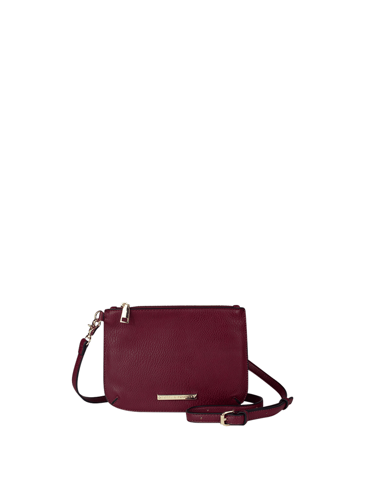 the EVERYDAY CROSSBODY berry
