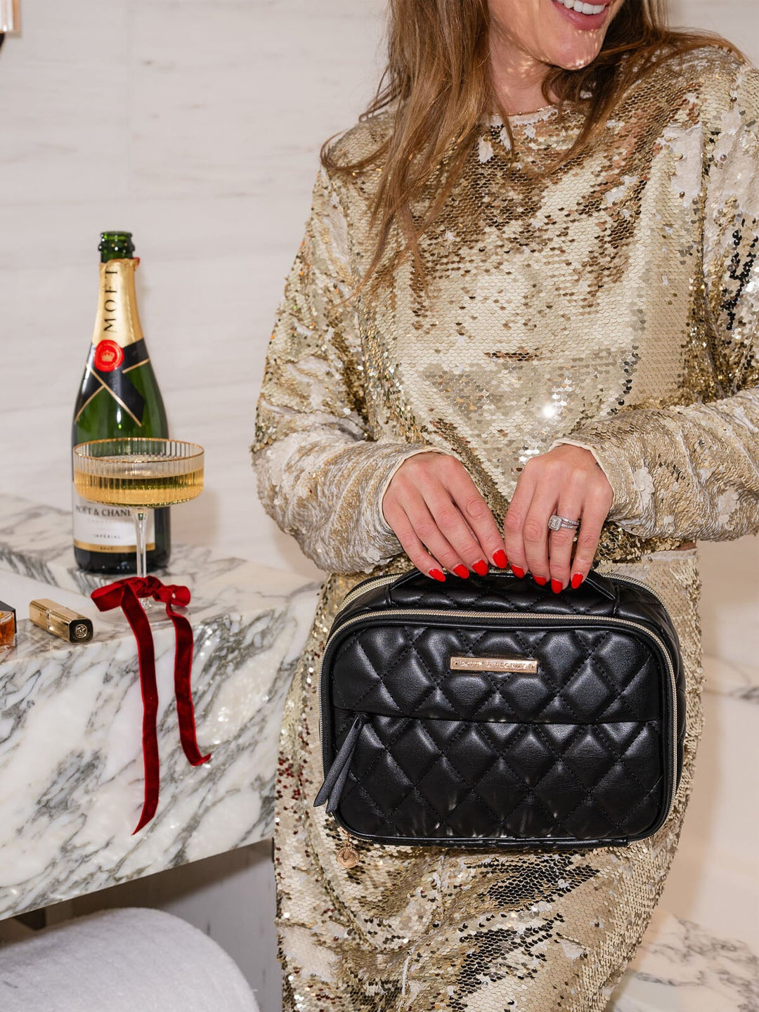 Companion Cosmetic Black