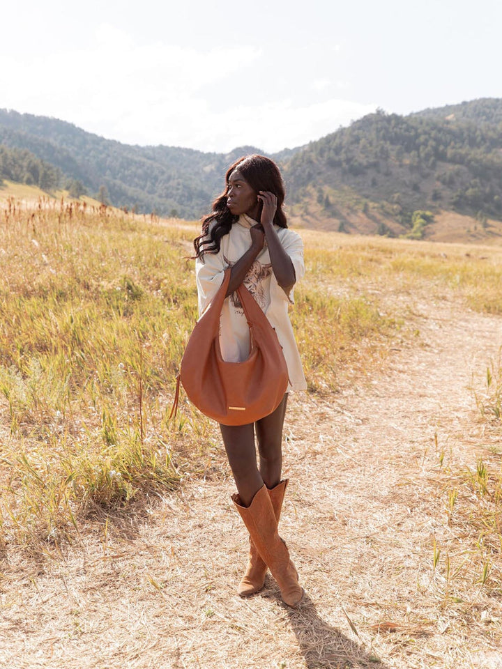 Hold All Hobo Cognac