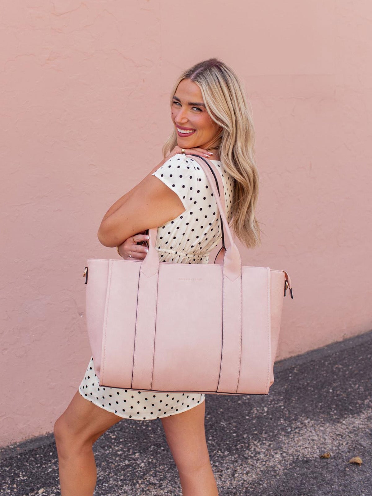 Multitasker Bag Blush | Poppy and Peonies – www.poppyandpeonies-us.com