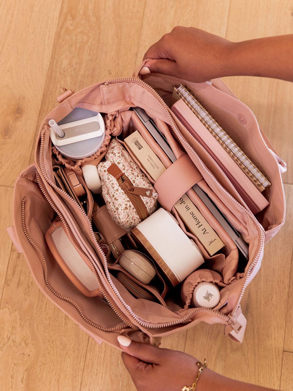 Daily Tote Blush – www.poppyandpeonies-us.com
