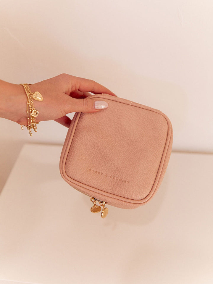 The Teched Out Case blush