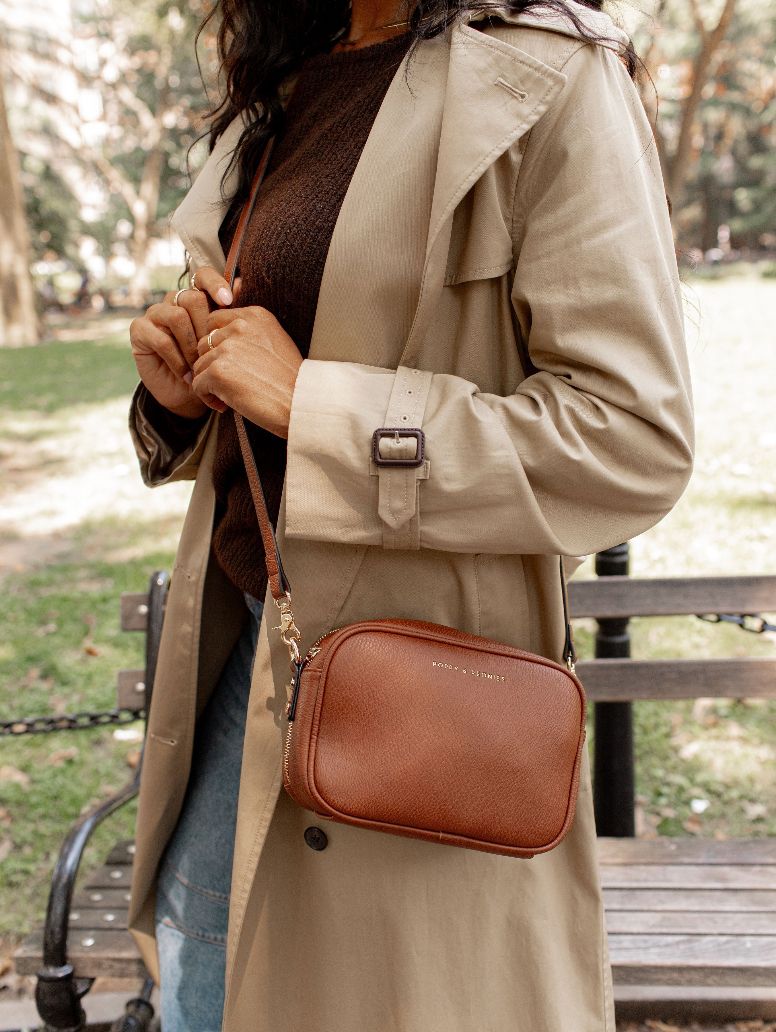 24/7 Crossbody Chestnut | Poppy and Peonies – www.poppyandpeonies