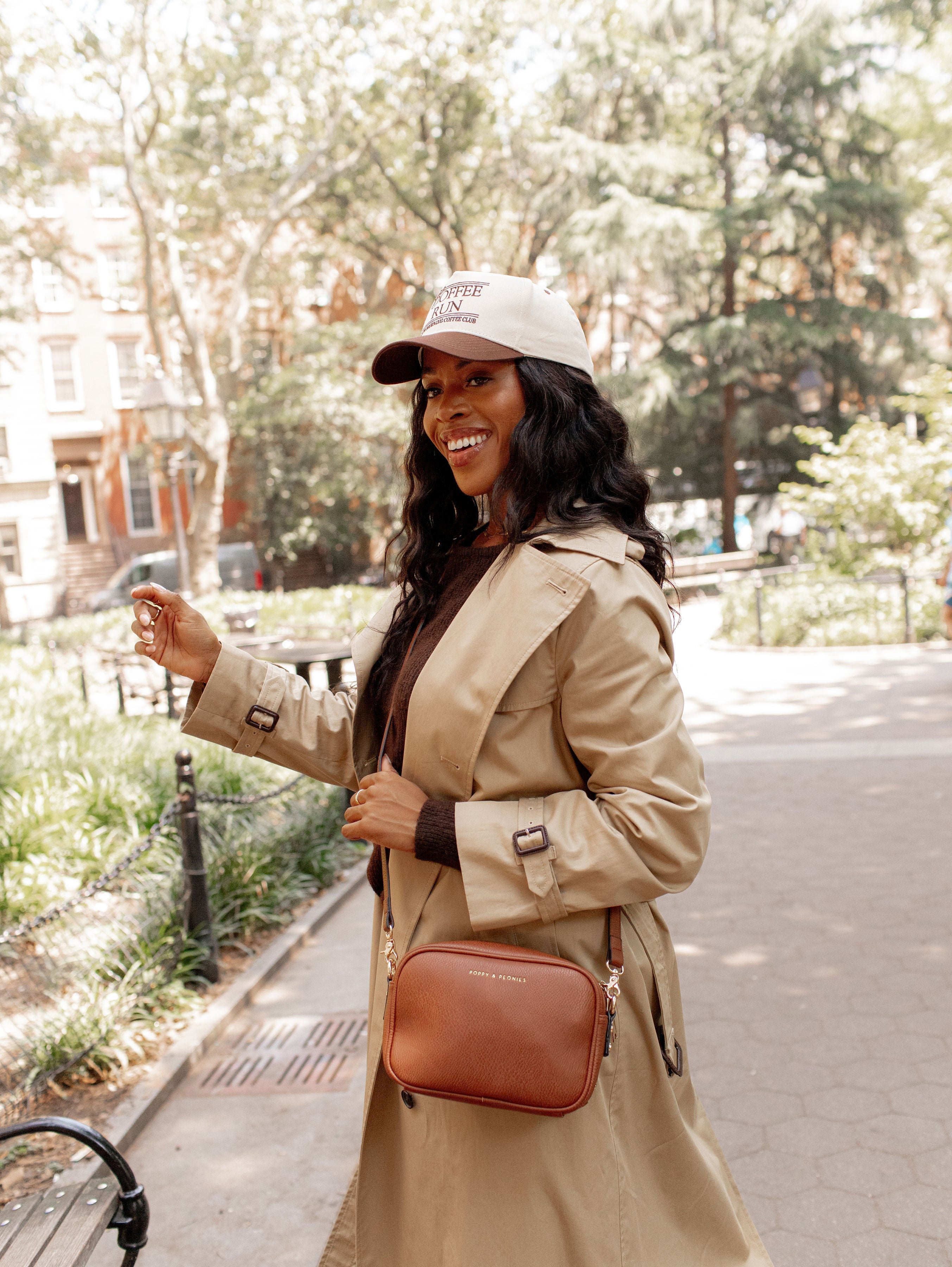 24/7 Crossbody Chestnut | Poppy and Peonies – www.poppyandpeonies