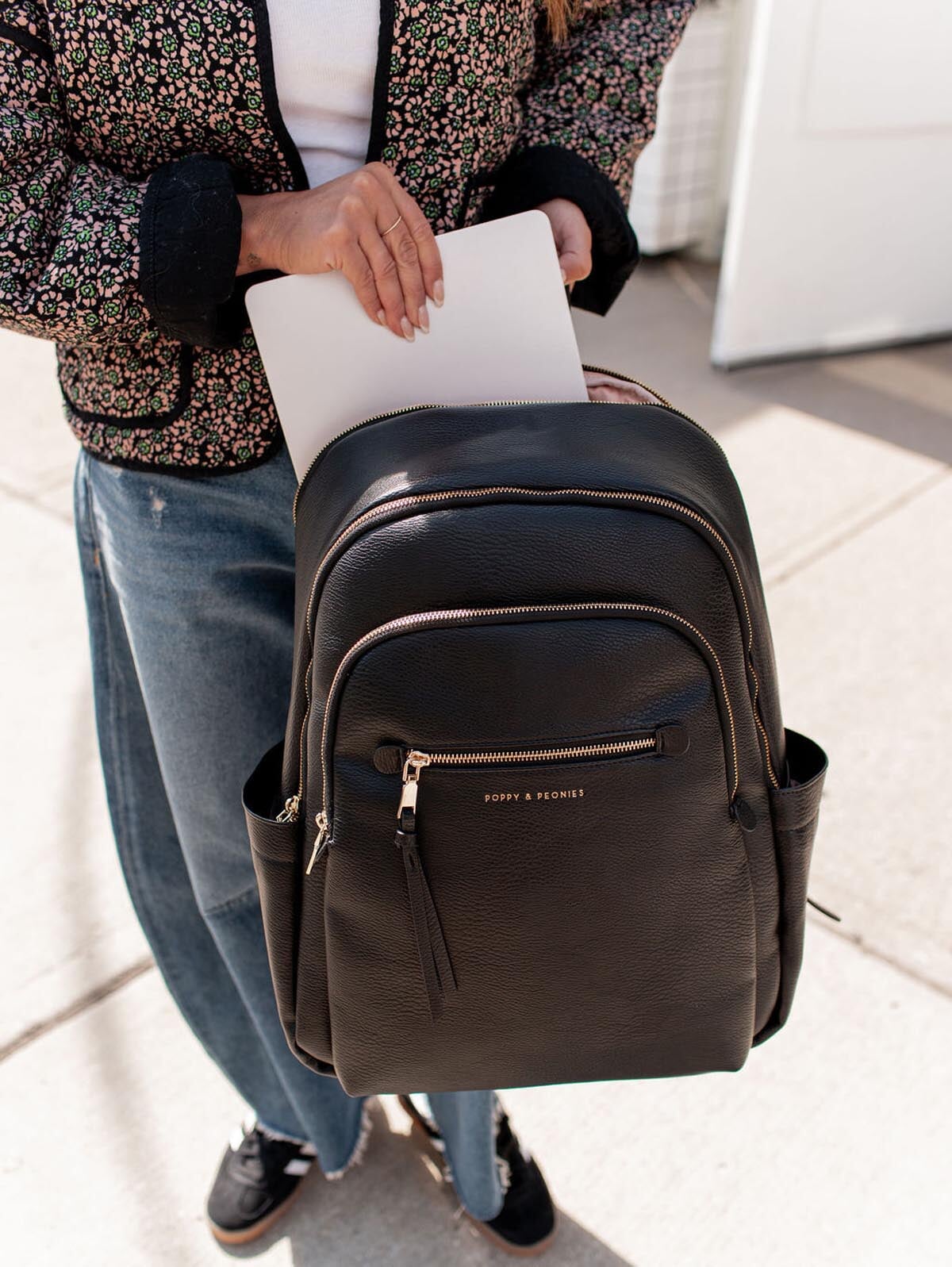 Detour Backpack Black | Poppy and Peonies – www.poppyandpeonies-us.com