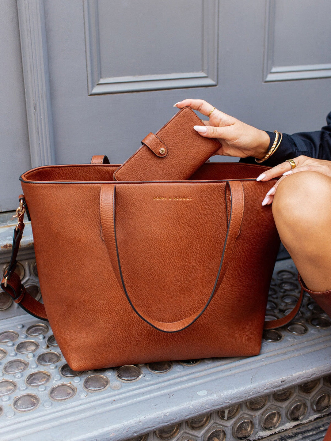 Go Anywhere Wallet Chestnut