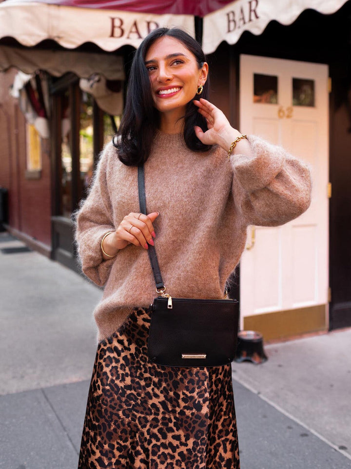 the EVERYDAY CROSSBODY black