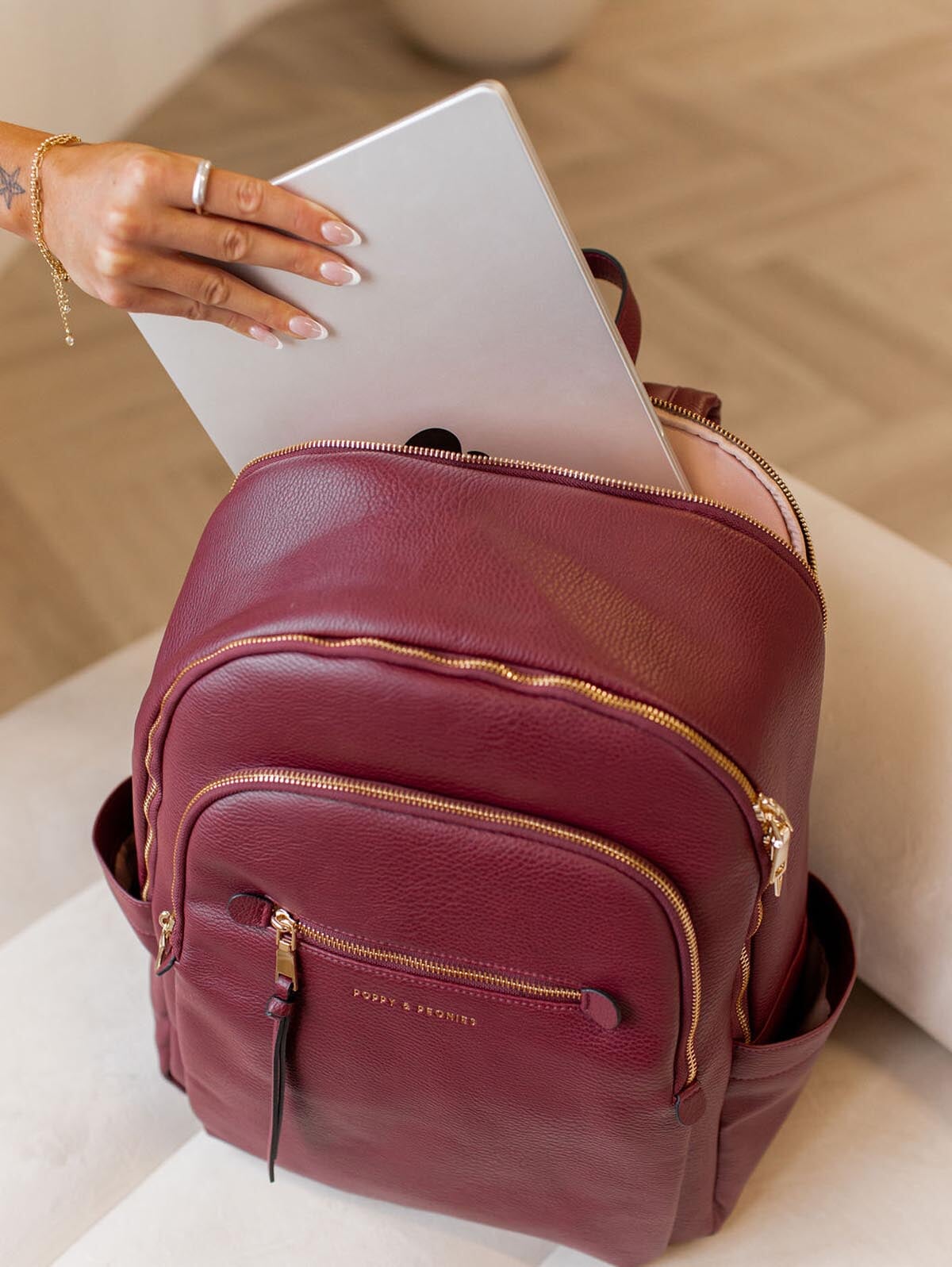 Detour Backpack Berry | Poppy and Peonies – www.poppyandpeonies-us.com