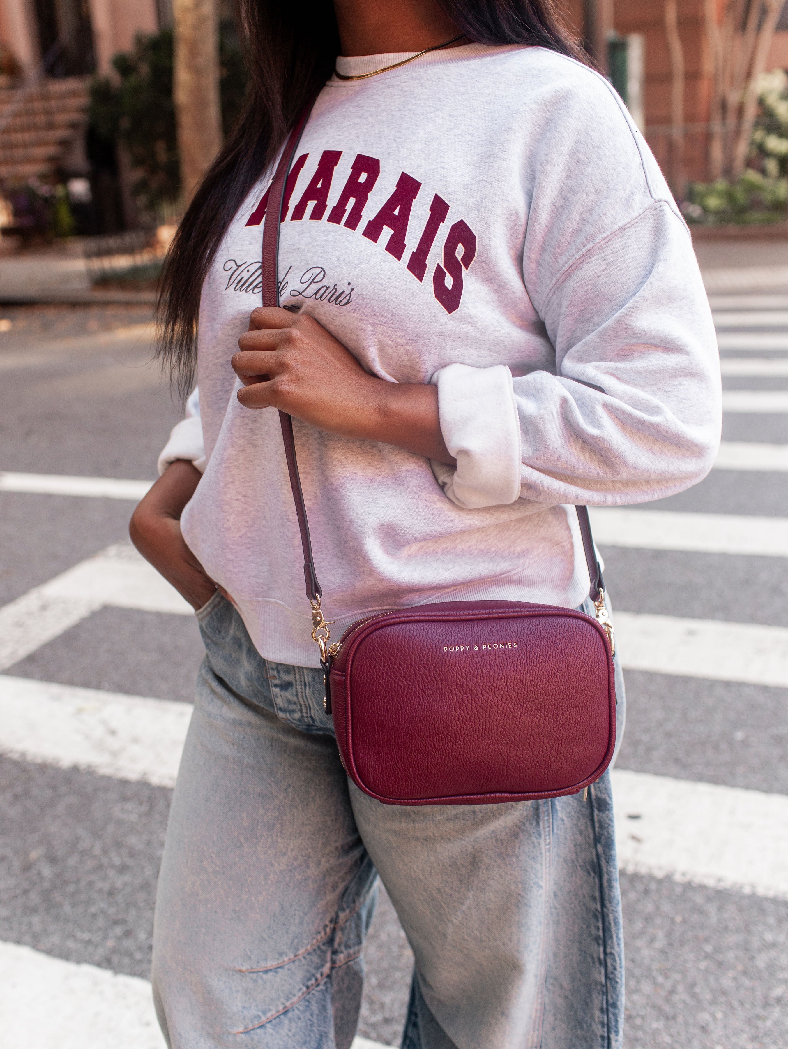 24/7 Crossbody Berry | Poppy and Peonies – www.poppyandpeonies-us.com