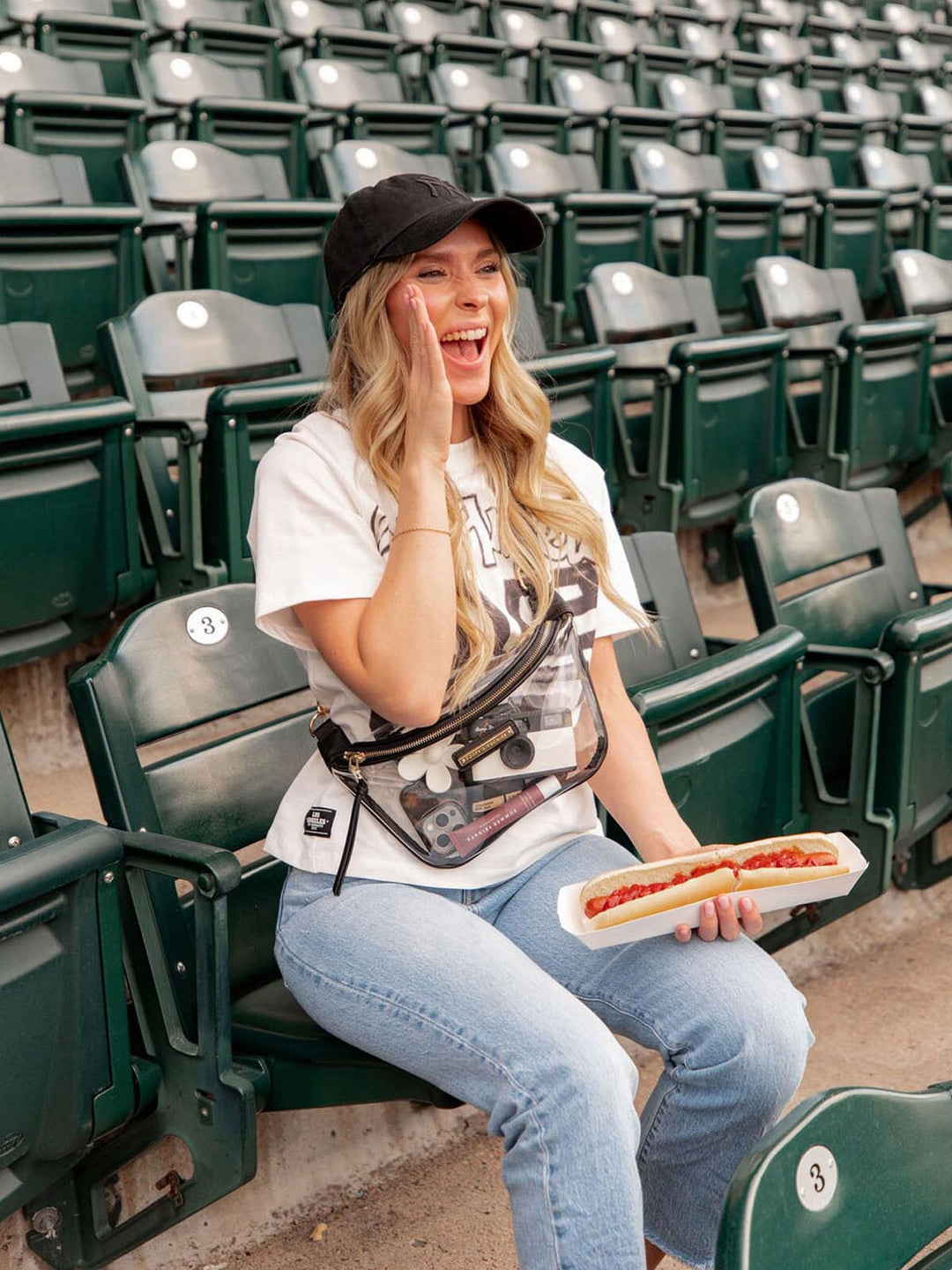 The Stadium Sidekick black