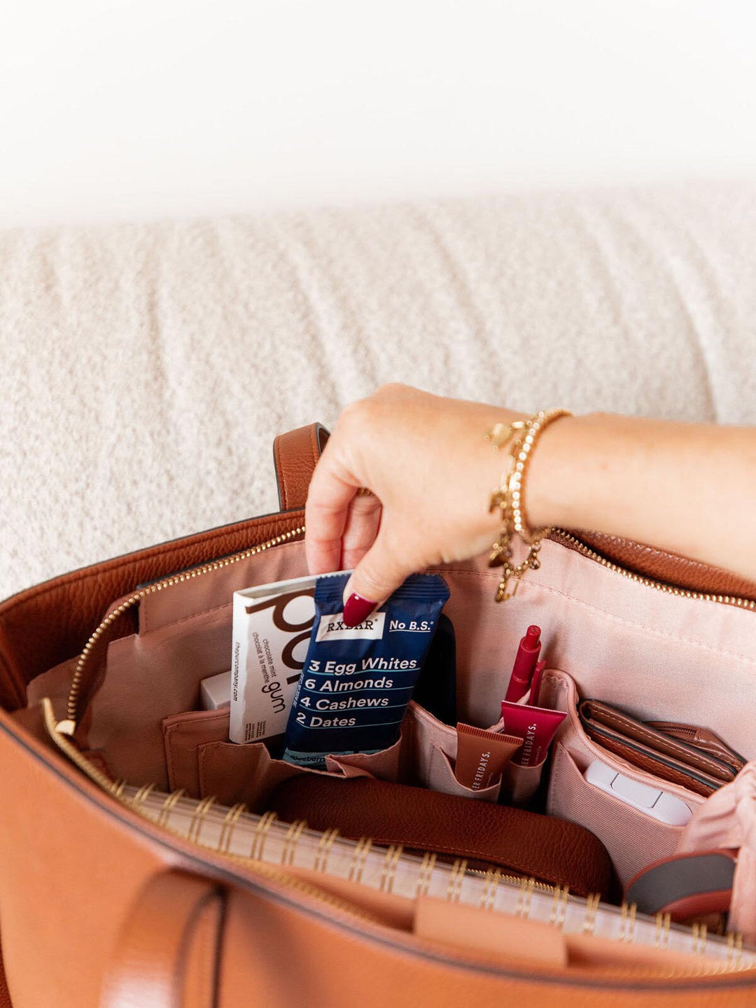GO-GETTER TOTE chestnut
