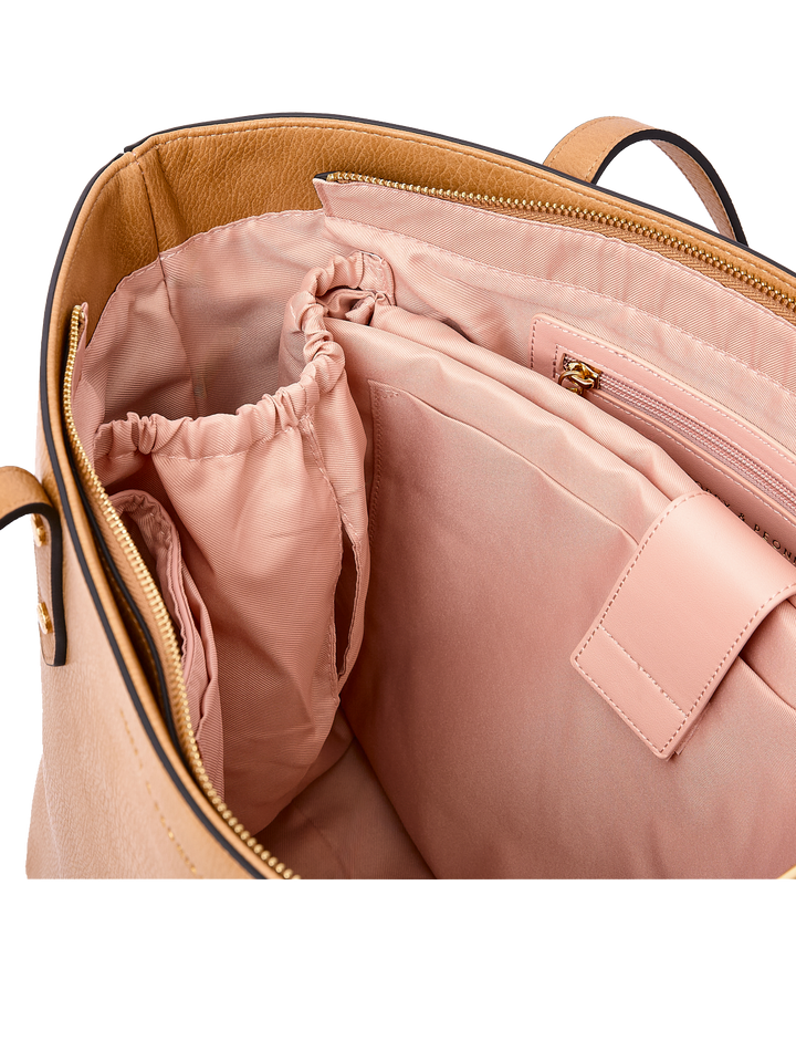 GO-GETTER TOTE camel