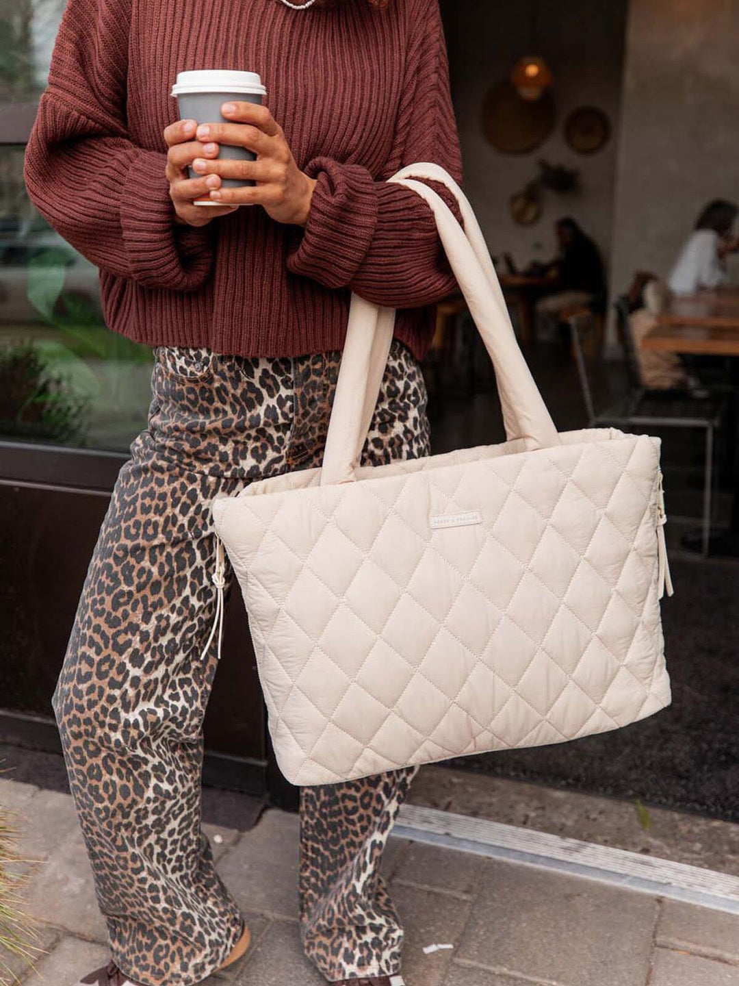 Tote It Cream
