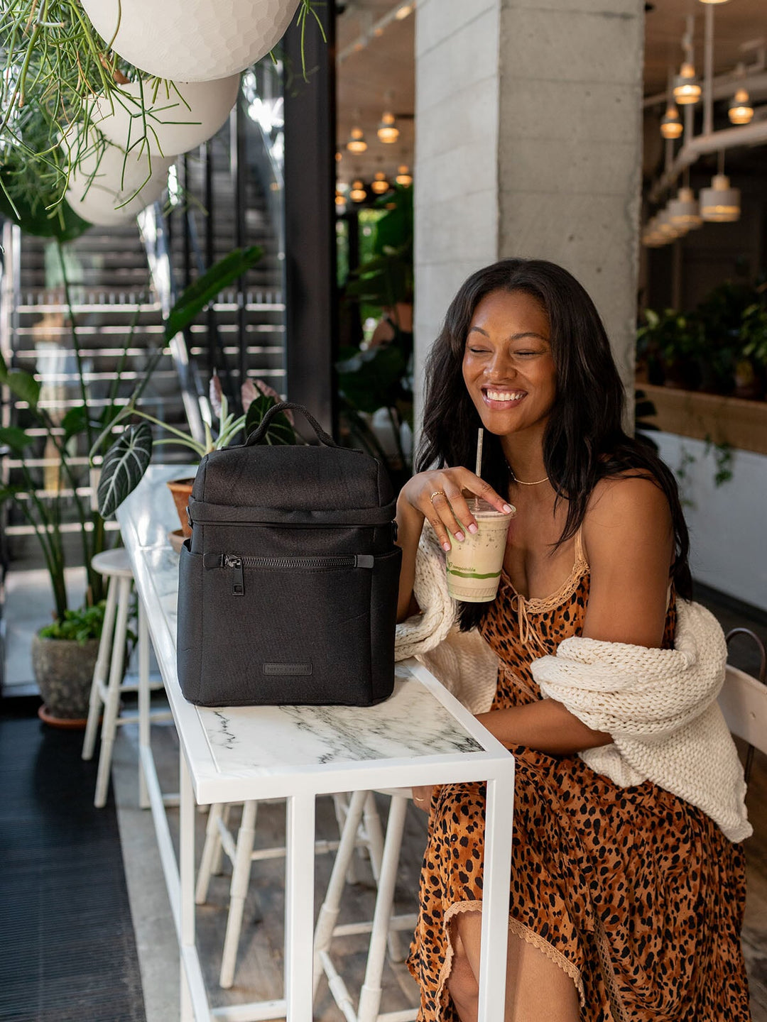 The Go-To Lunch Bag Solid Black