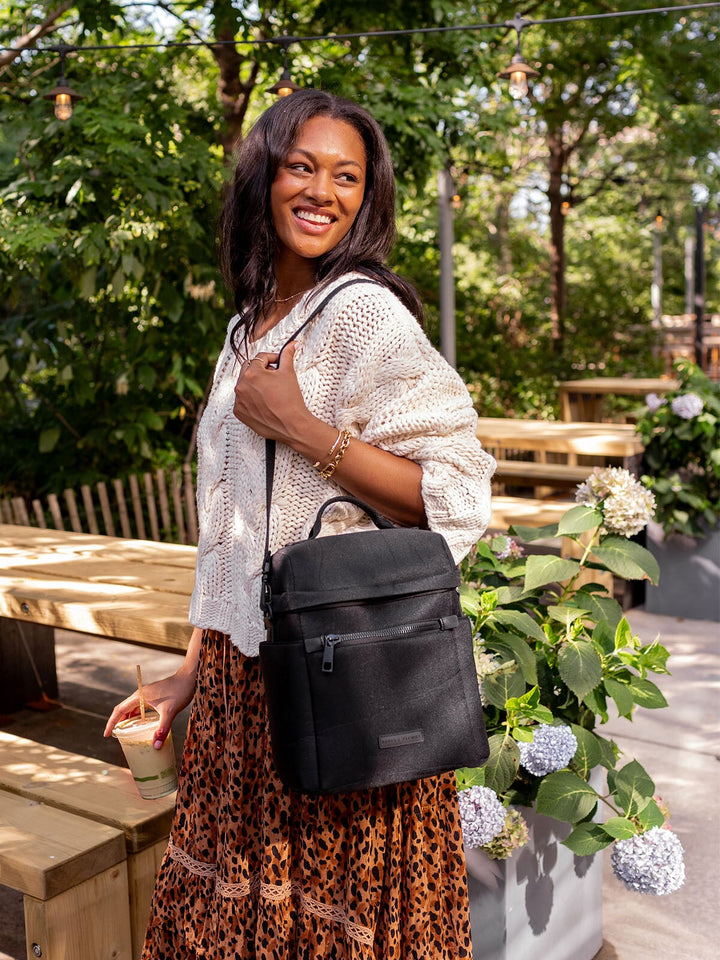 The Go-To Lunch Bag Solid Black