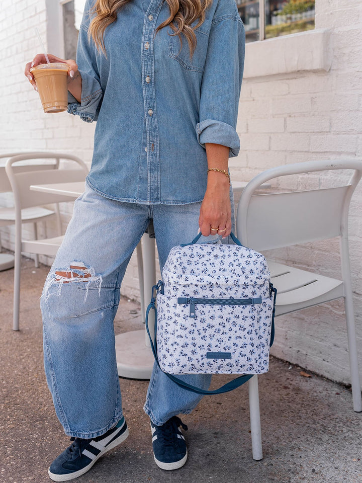 The Go-To Lunch Bag Blue Floral