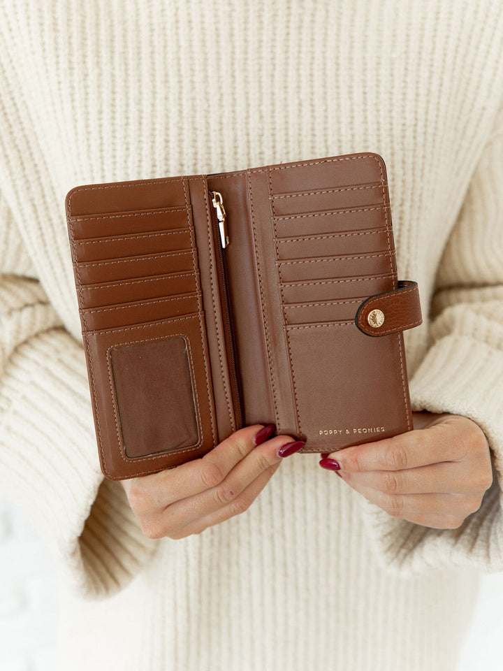 Go Anywhere Wallet Chestnut