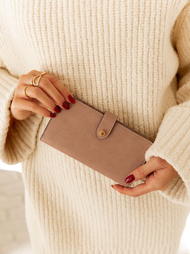 Go Anywhere Wallet Mauve