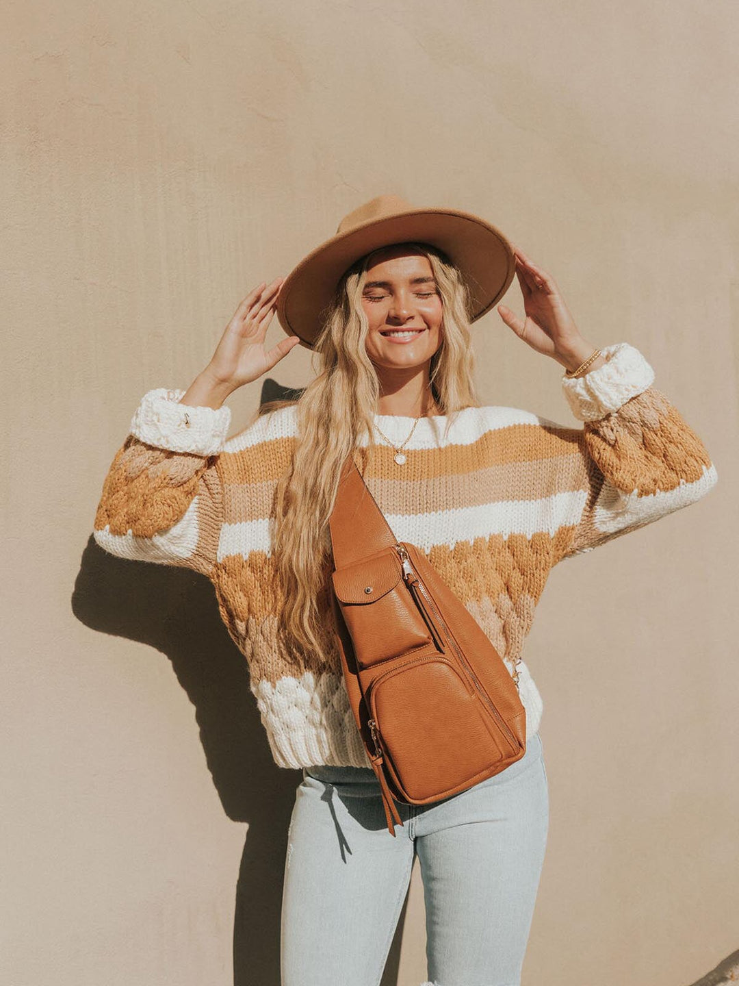 En Route Sling Bag cognac