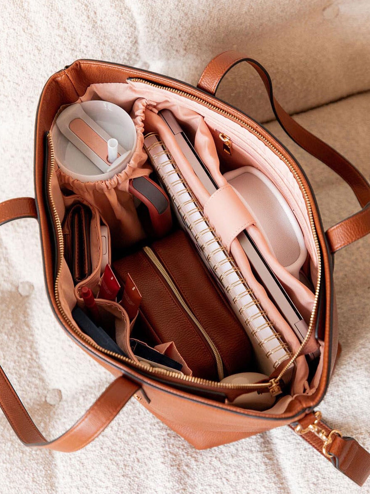 Go Getter Tote Cognac | Poppy and Peonies – www.poppyandpeonies-us.com